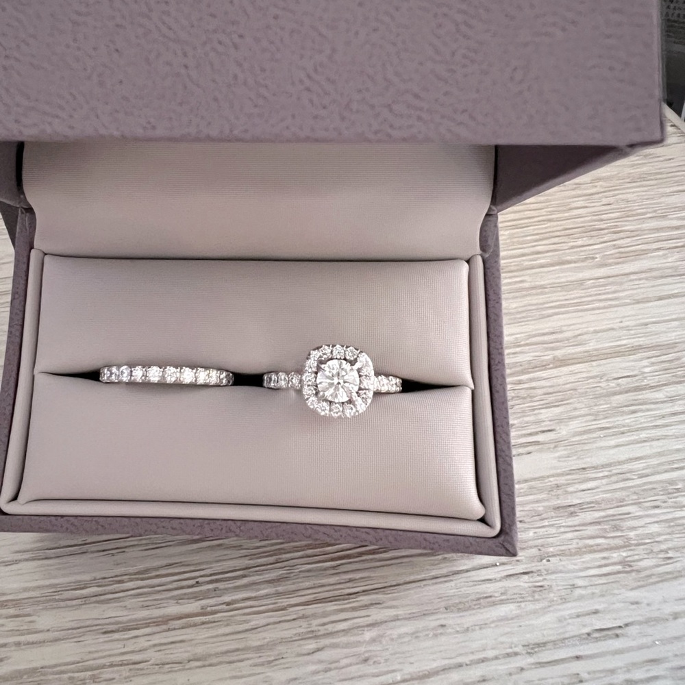 Certified Diamond Engagement ring and Wedding Band